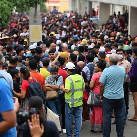 aglomer ação em frente ao Poupatempo Sorocaba